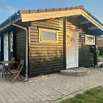 Log With Sea View At Bro Semesterbostad Brenderup