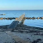 Log With Sea View At Bro Semesterbostad Brenderup
