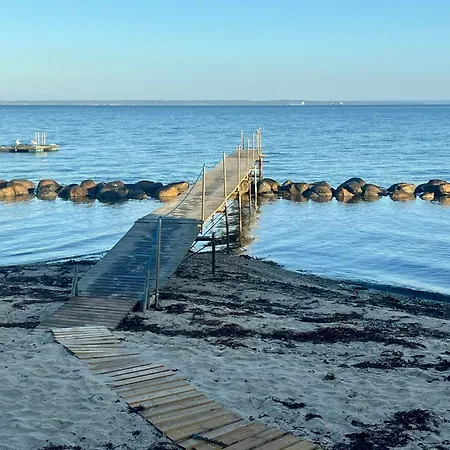 Log With Sea View At Bro Prázdninový dům Brenderup